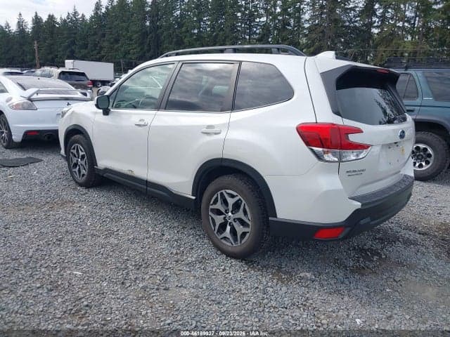 2022 SUBARU FORESTER PREMIUM 3