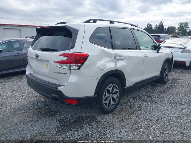 2022 SUBARU FORESTER PREMIUM 4