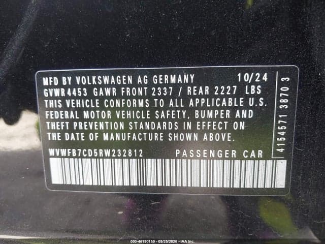 2024 VOLKSWAGEN GOLF R 2.0T 9