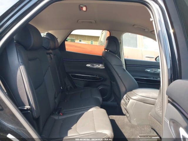 2026 GENESIS GV70 2.5T 8