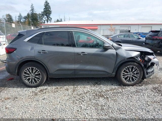 2023 FORD ESCAPE PHEV 14