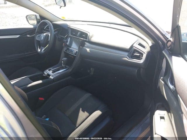 2018 HONDA CIVIC EX 5
