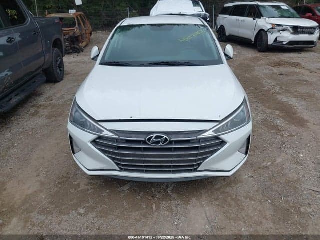 2019 HYUNDAI ELANTRA SE 12