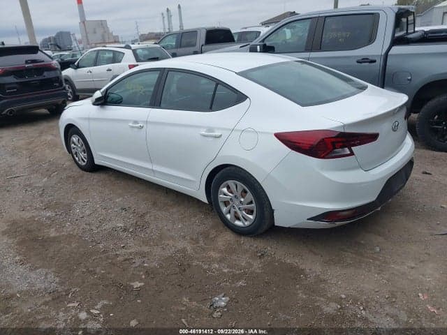 2019 HYUNDAI ELANTRA SE 3