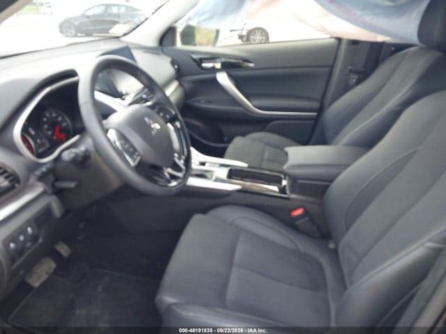 2026 MITSUBISHI ECLIPSE CROSS 5