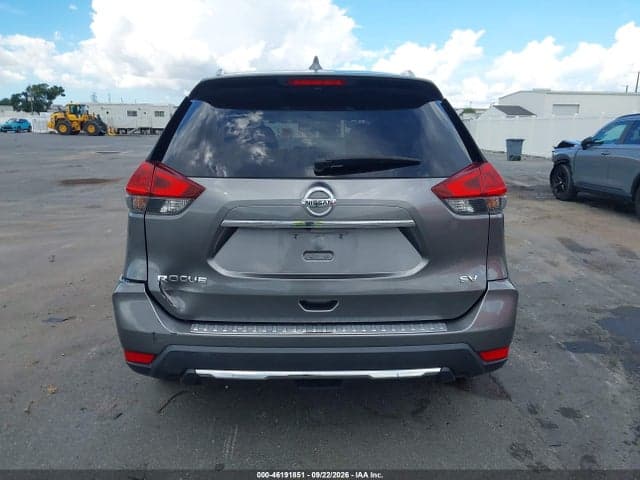 2018 NISSAN ROGUE SV 17