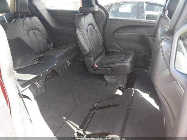 2025 CHRYSLER PACIFICA SELECT 8