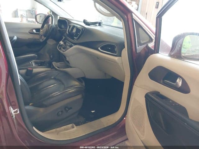 2017 CHRYSLER PACIFICA TOURING-L PLUS 5