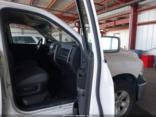 2017 RAM 1500 TRADESMAN 4X4 6'4 BOX 5