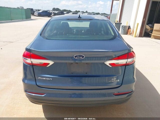 2019 FORD FUSION HYBRID SE 17