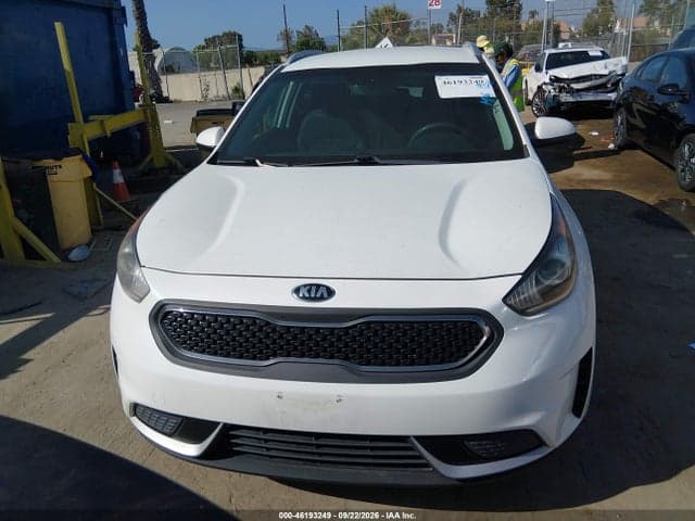 2019 KIA NIRO LX 12