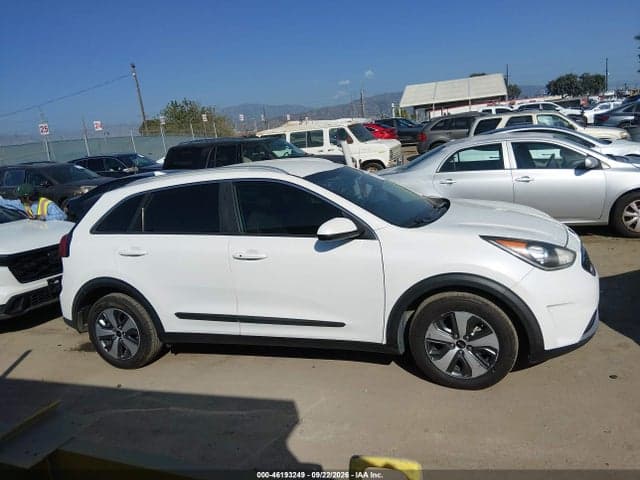 2019 KIA NIRO LX 13