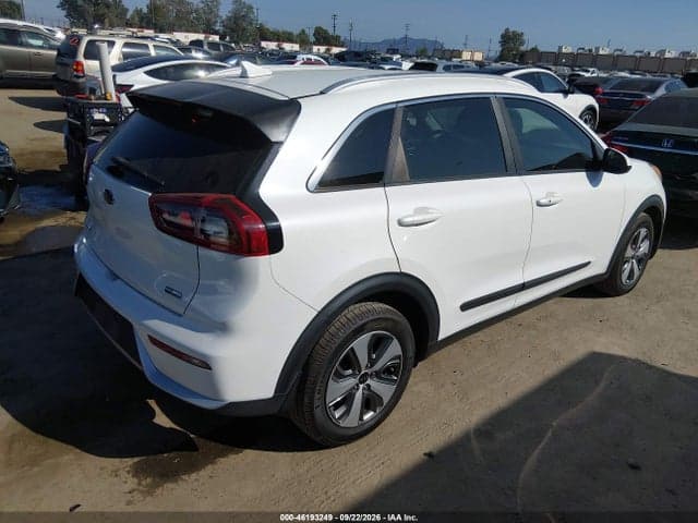 2019 KIA NIRO LX 4