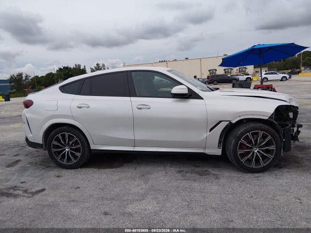 2027 BMW X6 14
