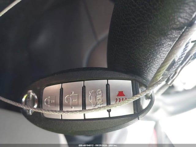 2021 NISSAN VERSA SV XTRONIC CVT 11