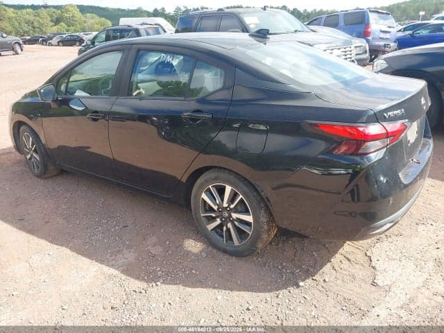 2021 NISSAN VERSA SV XTRONIC CVT 3
