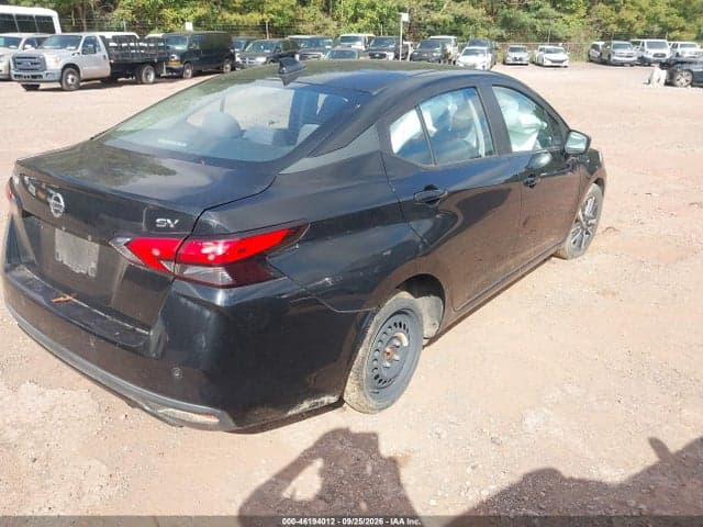 2021 NISSAN VERSA SV XTRONIC CVT 4