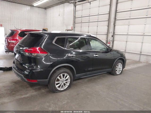 2017 NISSAN ROGUE SV 4