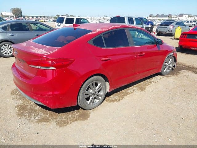 2017 HYUNDAI ELANTRA SE 4