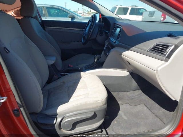 2017 HYUNDAI ELANTRA SE 5