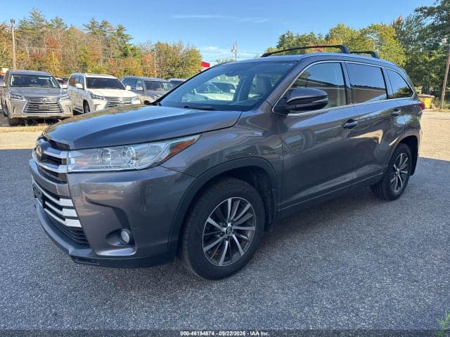 2017 TOYOTA HIGHLANDER XLE 2