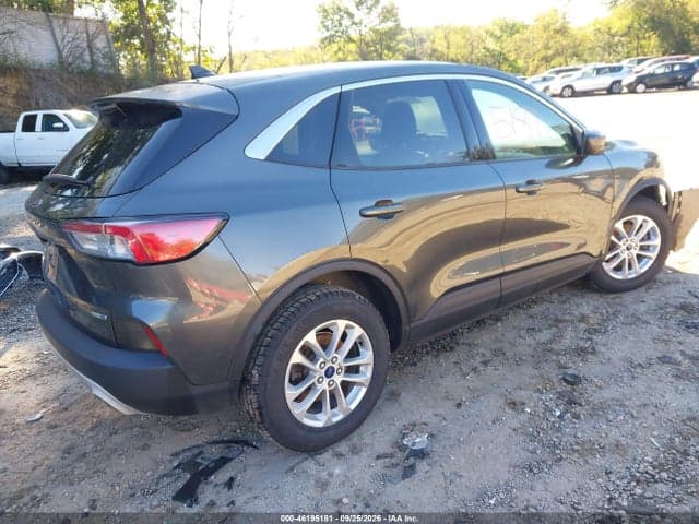 2020 FORD ESCAPE SE 4