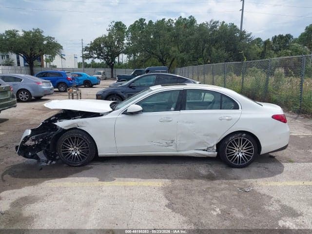 2025 MERCEDES-BENZ C 300 14