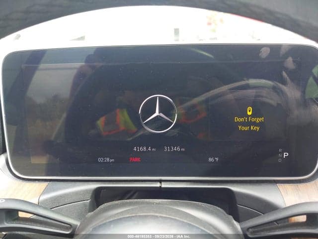 2025 MERCEDES-BENZ C 300 7