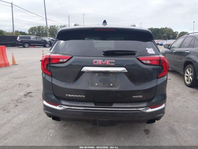 2018 GMC TERRAIN DENALI 17