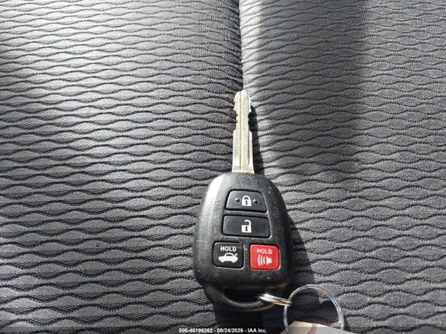 2018 TOYOTA COROLLA LE 11