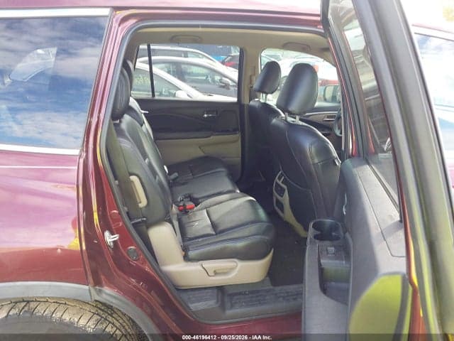 2018 HONDA PILOT EX 8