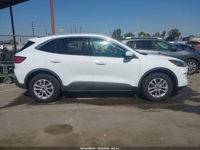 2021 FORD ESCAPE SE 13