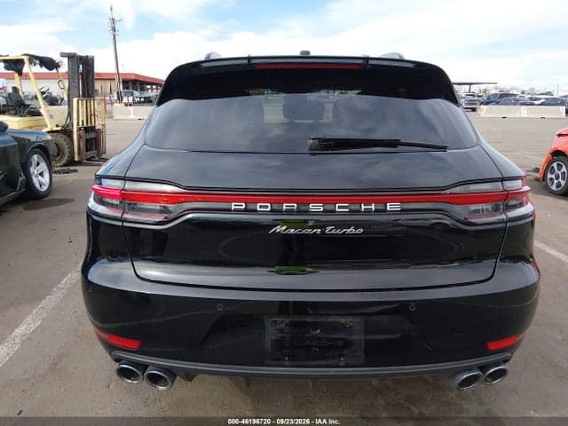 2021 PORSCHE MACAN TURBO 17