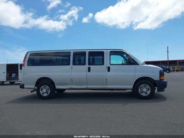2017 CHEVROLET EXPRESS 3500 LS 17