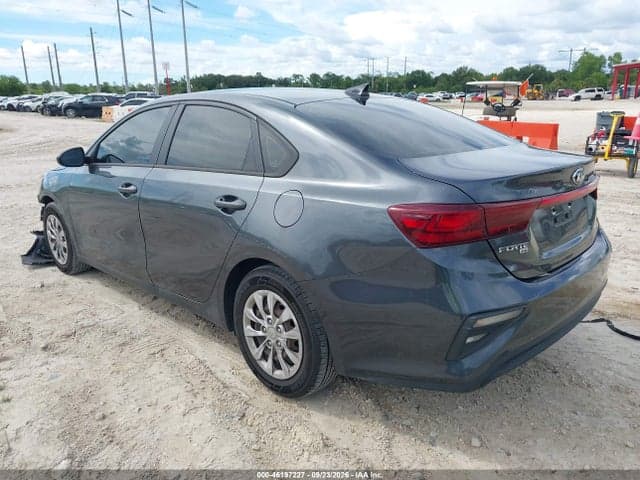 2021 KIA FORTE FE 3
