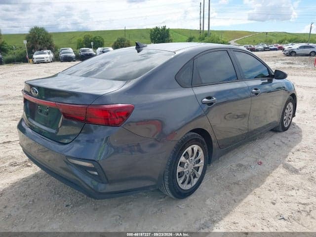 2021 KIA FORTE FE 4