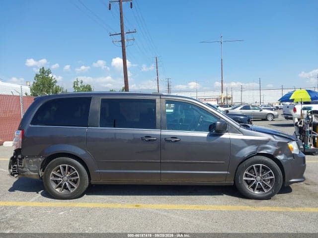 2017 DODGE GRAND CARAVAN SXT 14