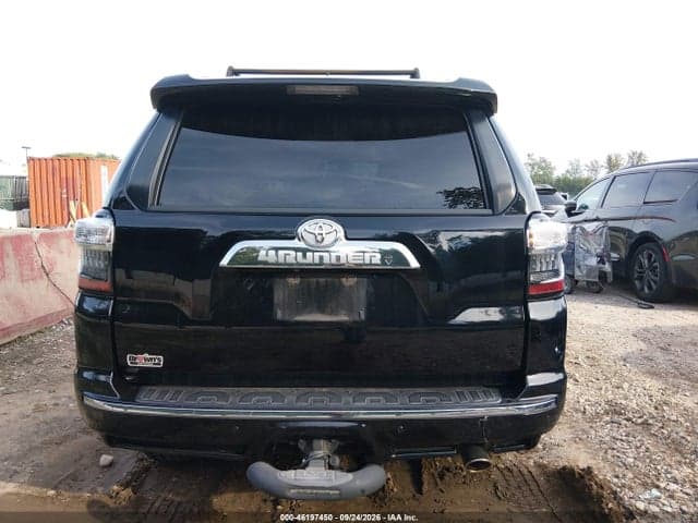 2017 TOYOTA 4RUNNER LIMITED 17