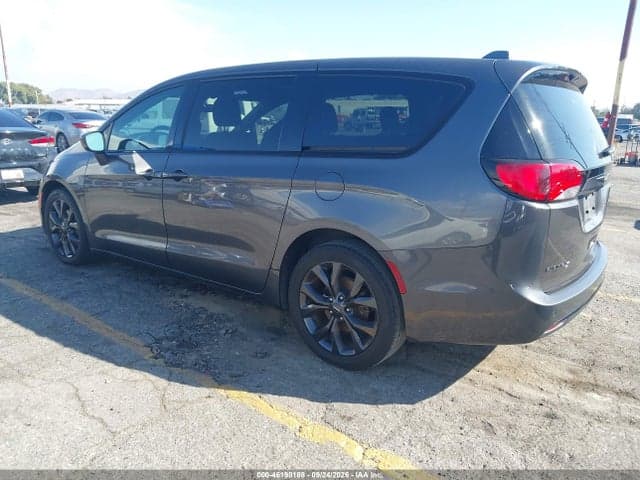 2018 CHRYSLER PACIFICA TOURING PLUS 3