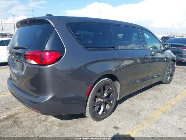 2018 CHRYSLER PACIFICA TOURING PLUS 4