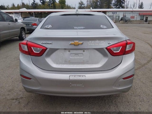 2018 CHEVROLET CRUZE LT AUTO 17