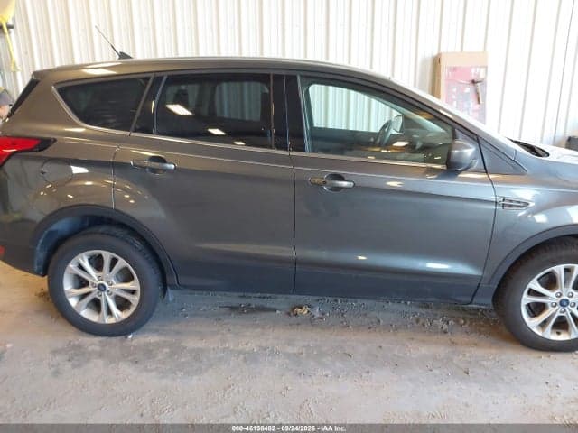 2019 FORD ESCAPE SE 13