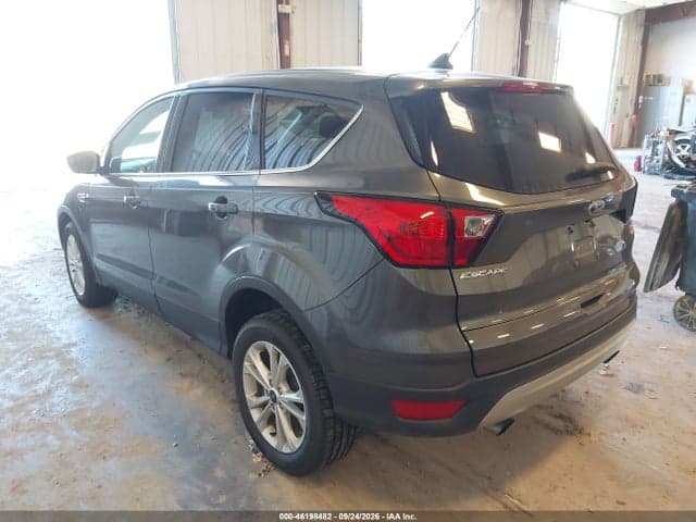 2019 FORD ESCAPE SE 3
