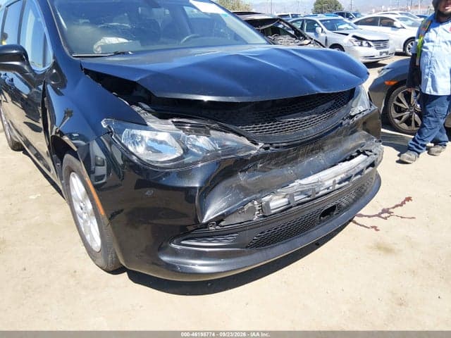 2022 CHRYSLER VOYAGER LX 6