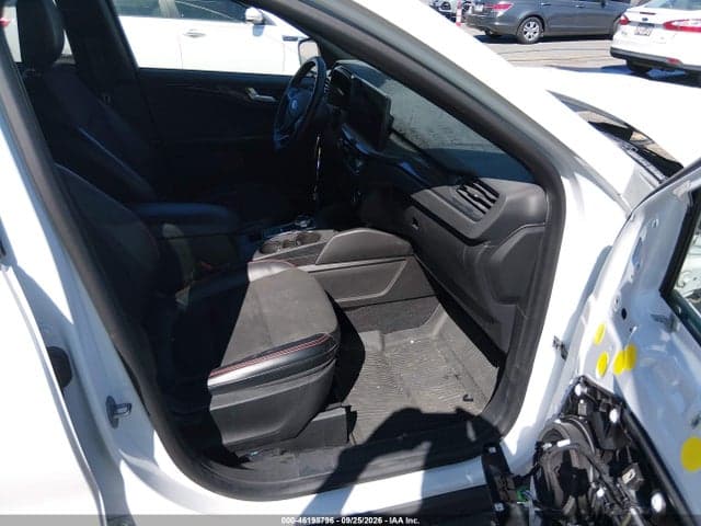 2023 FORD ESCAPE ST-LINE 5