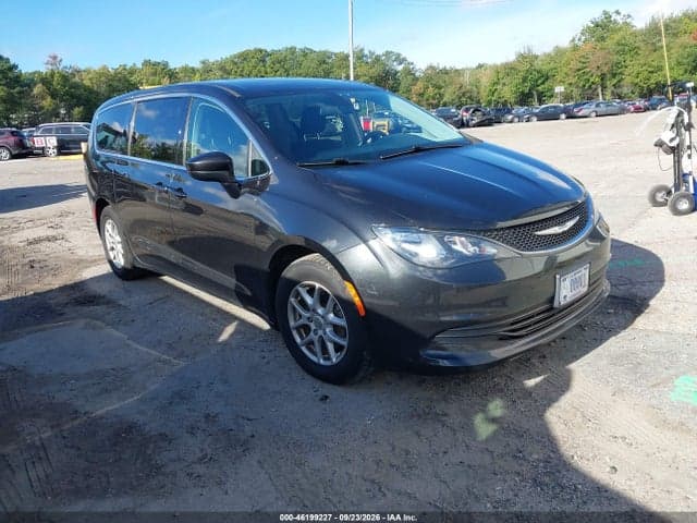 2020 CHRYSLER VOYAGER LX