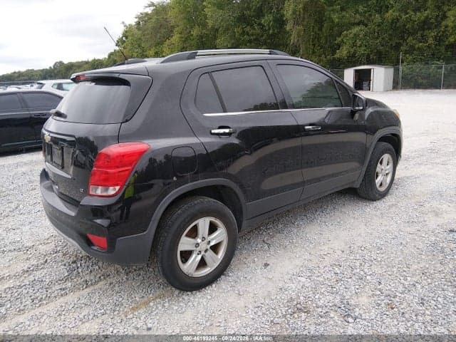 2017 CHEVROLET TRAX LT 4