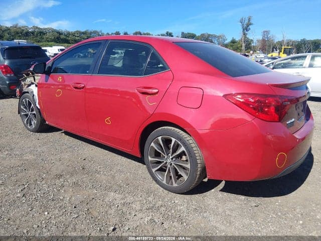 2017 TOYOTA COROLLA SE 3