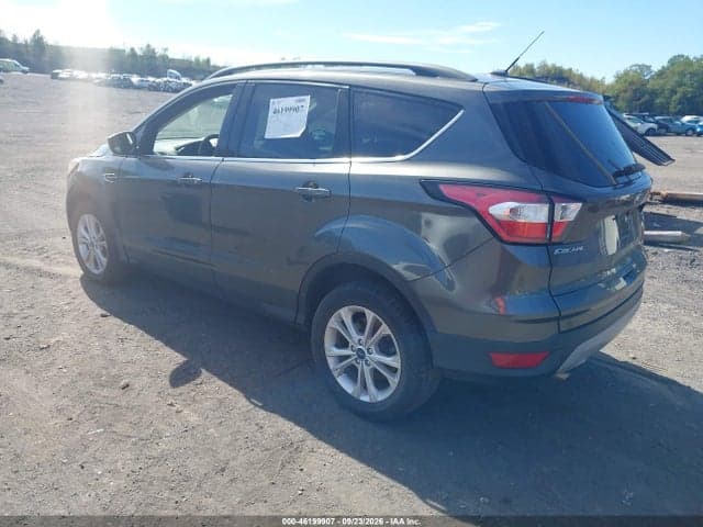 2017 FORD ESCAPE SE 3