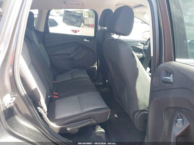 2017 FORD ESCAPE SE 8